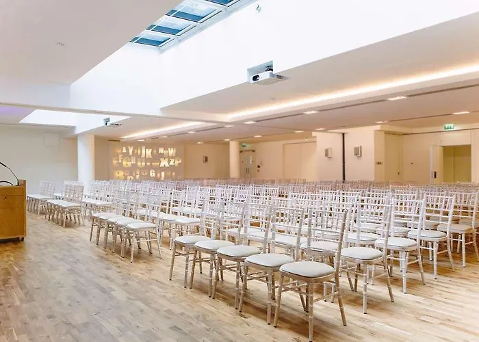 ホテル The Morrison Dublin, Curio Collection By Hilton 5*