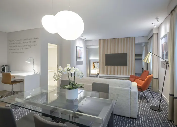 The Morrison Dublin, Curio Collection By Hilton