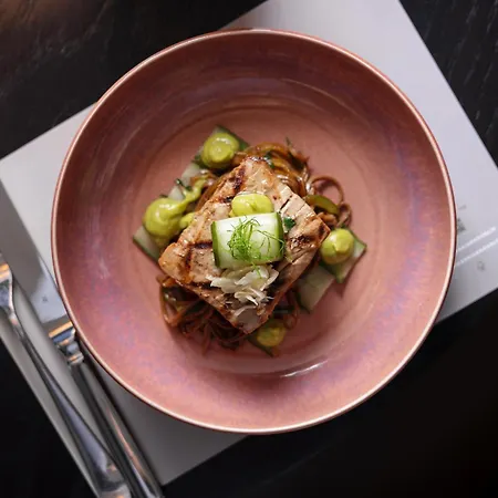 The Morrison Dublin, Curio Collection By Hilton 5*