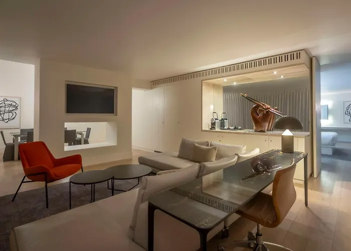 Szálloda The Morrison Dublin, Curio Collection By Hilton 5*