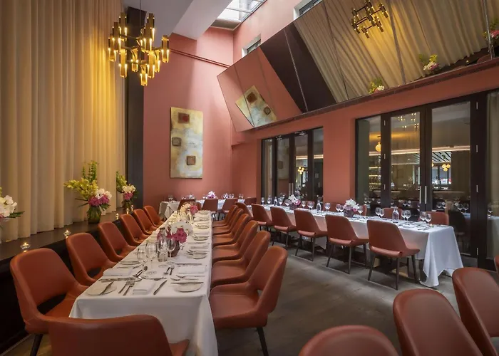 The Morrison Dublin, Curio Collection By Hilton 5*