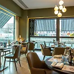 호텔 The Morrison Dublin, Curio Collection By Hilton 5*