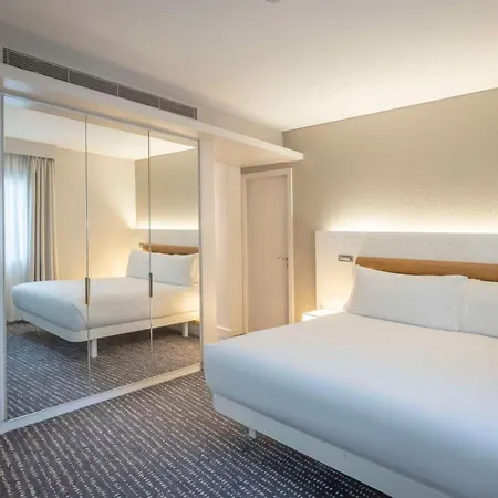 The Morrison Dublin, Curio Collection By Hilton Hotel