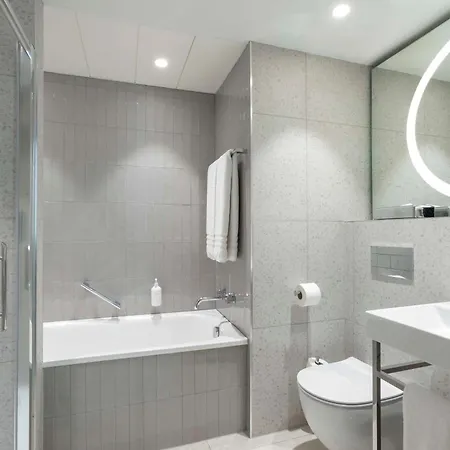 Hotel The Morrison Dublin, Curio Collection By Hilton 5*