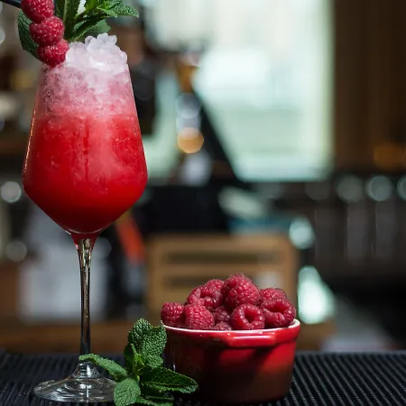 The Morrison Dublin, Curio Collection By Hilton 5*