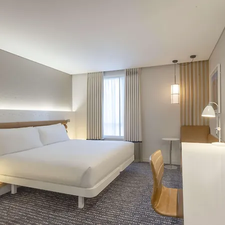 The Morrison Dublin, Curio Collection By Hilton 5*