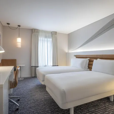 The Morrison Dublin, Curio Collection By Hilton 5*