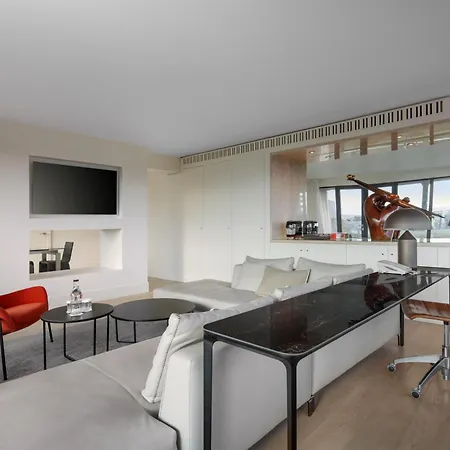 Hotel The Morrison Dublin, Curio Collection By Hilton 5*