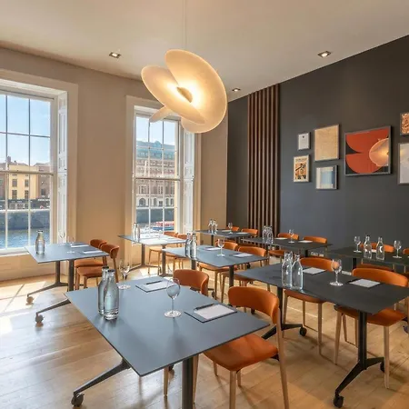 The Morrison Dublin, Curio Collection By Hilton 5*