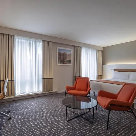 The Morrison Dublin, Curio Collection By Hilton 5*