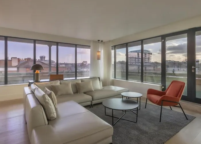The Morrison Dublin, Curio Collection By Hilton 5* דבלין