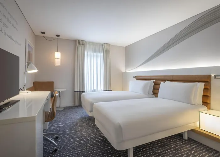 The Morrison Dublin, Curio Collection By Hilton 5*