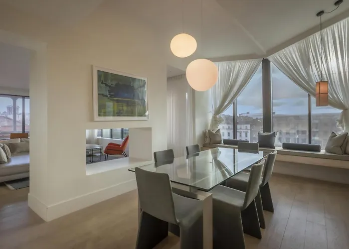 The Morrison Dublin, Curio Collection By Hilton 5* דבלין