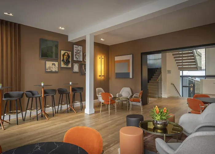 Отель The Morrison Dublin, Curio Collection By Hilton 5*