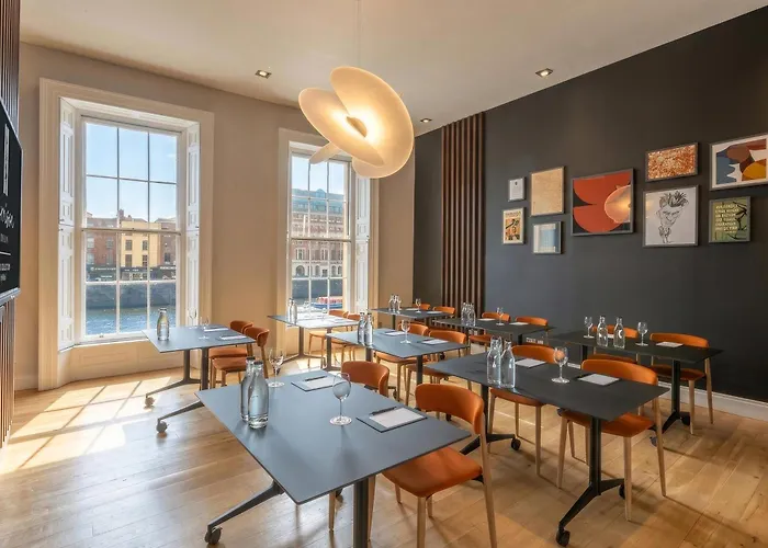 The Morrison Dublin, Curio Collection By Hilton 5*
