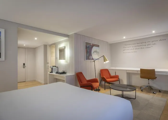 The Morrison Dublin, Curio Collection By Hilton